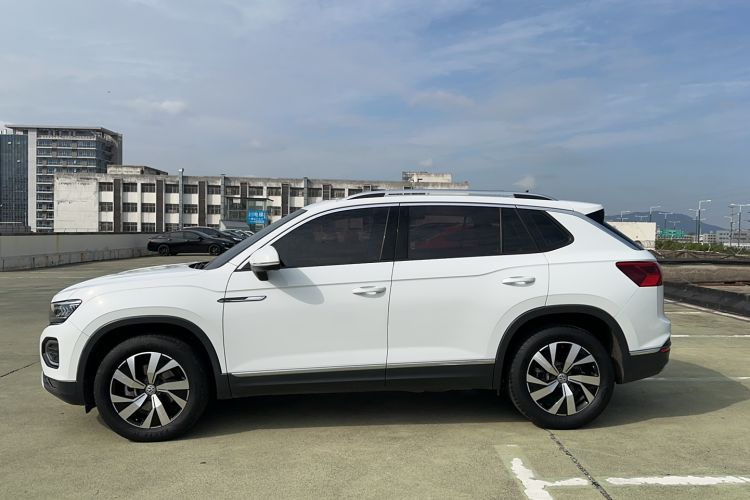 Used Volkswagen Tayron 2021 330TSI Two-Wheel Drive Luxury Connected Version Plus
