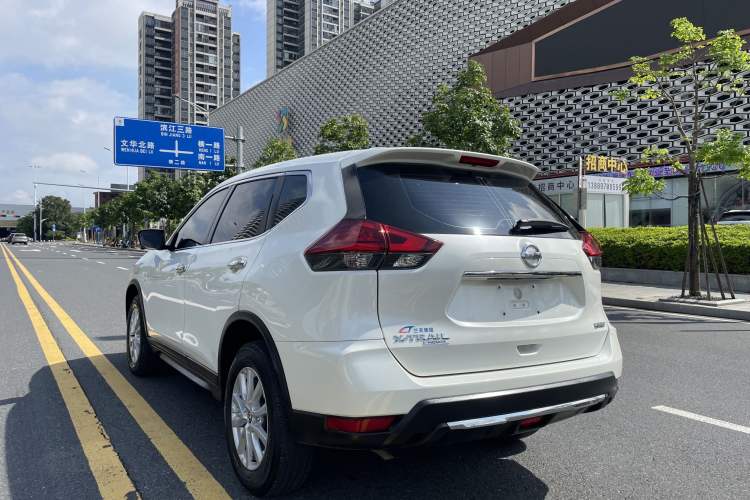 Used Nissan X-Trail 2022 2.0L Two-Wheel Drive Smart Connect & Comfort Edition
