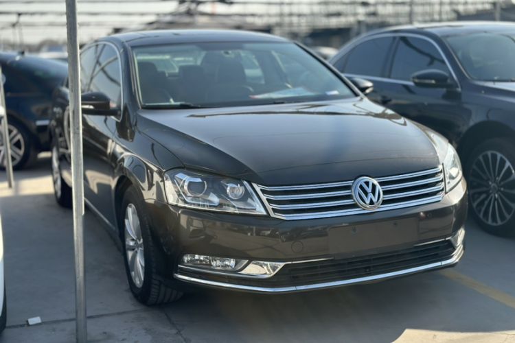 Used Volkswagen Magotan 2015 2.0 TSI Luxury Model
