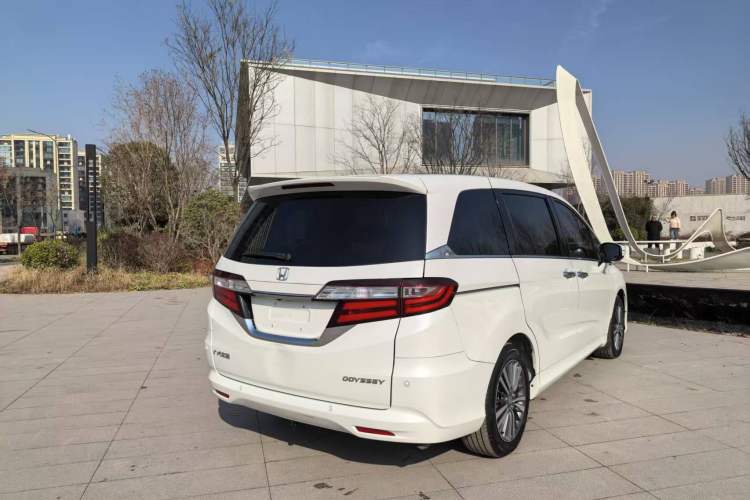 Used Honda Odyssey 2018 2.4L Smart Enjoyment Version
