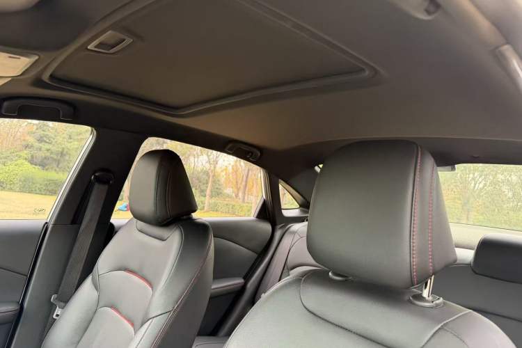 Used Chevrolet Monza 2019 RS 330T Automatic Comfort Edition China VI Standard