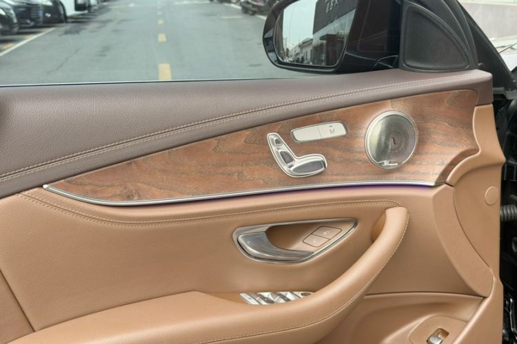 Used Mercedes-Benz E-Class 2016 E 200 L
