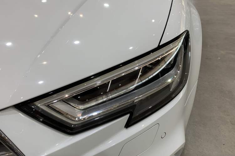 Used Audi A3 2020 Limousine 35 TFSI Fashion Edition China VI Emission Standard
