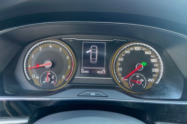 Used Volkswagen Passat 2020 330TSI Elite Edition China VI
