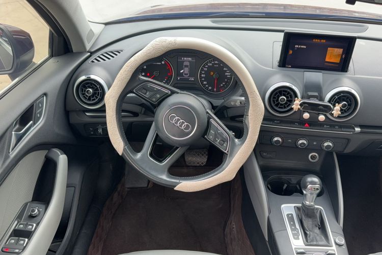 Used Audi A3 2017 Limousine 35 TFSI Fashion Model
