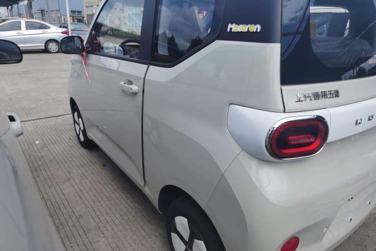 Used Wuling Hongguang MINIEV 2024 3rd Generation 215km Advanced Version
