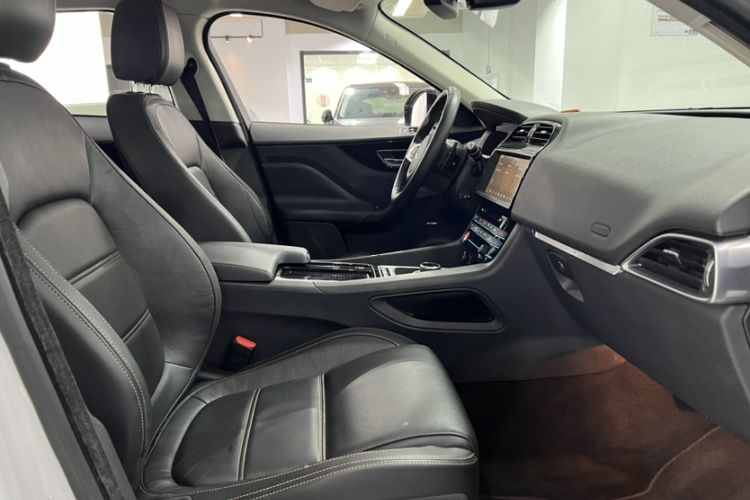 Used Jaguar F-PACE 2018 2.0T Four-Wheel Drive Urban Luxury Edition