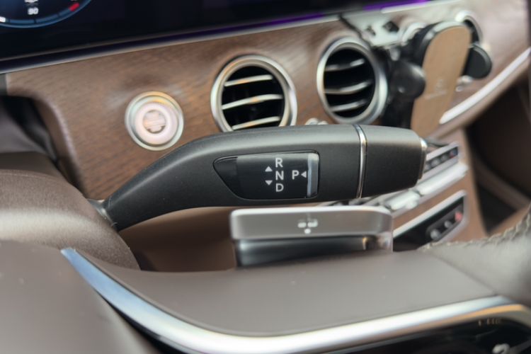 Used Mercedes-Benz E-Class 2023 E 260 L