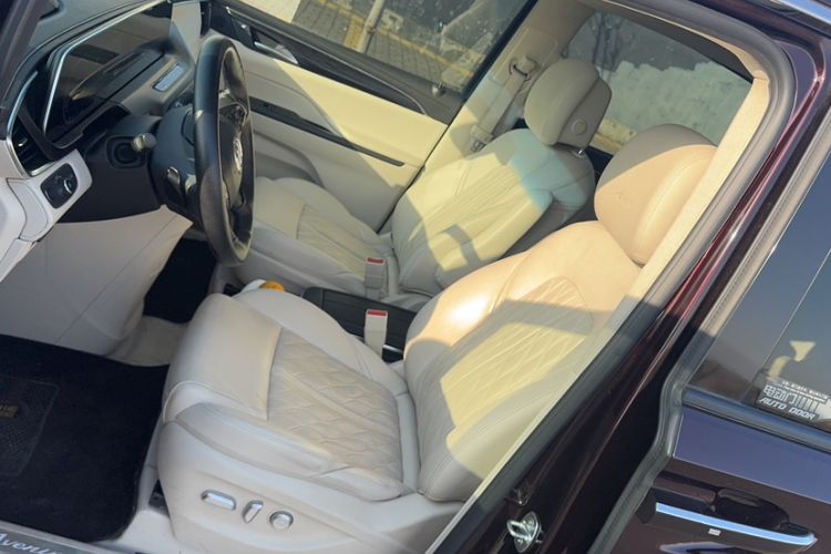 Used Buick GL8 2021 Avenir Aivia Six-Seat Luxury Edition