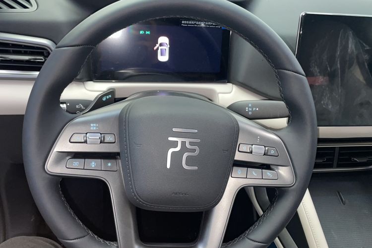 Used BYD Yuan UP 2025 Intelligent Driving Version 401 KM Dynamic Edition
