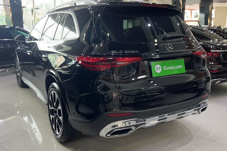 Used Mercedes-Benz GLC 2024 GLC 260 L 4MATIC Luxury Model 5 Seats
