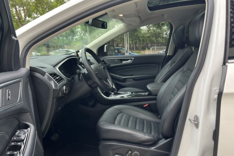 Used Ford Edge 2018 EcoBoost 245 Two-Wheel-Drive Titanium 7-Seater China V Standard
