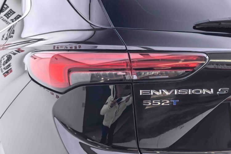 Used Buick Envision 2022 Facelift Encore S 552T Two-Wheel-Drive Luxury Model