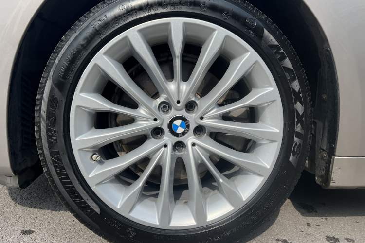 Used BMW 5 Series 2020 525Li Luxury Package
