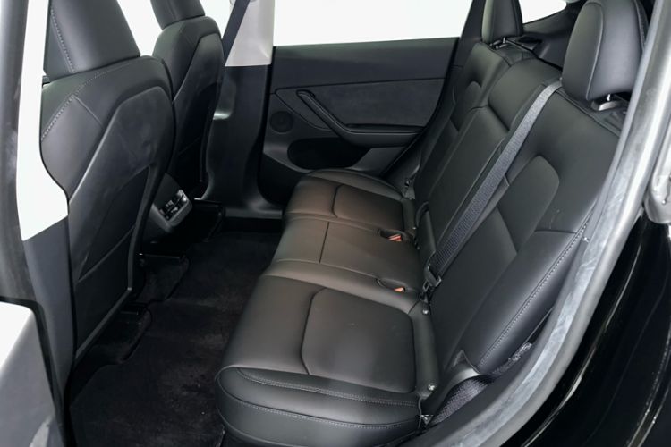 Used Tesla Model Y 2023 Rear-Wheel-Drive Version