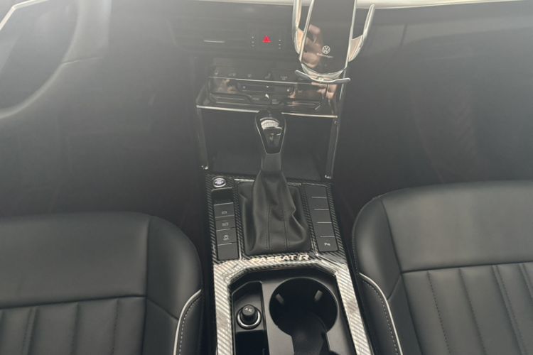 Used Volkswagen Passat 2023 330TSI Starry Elite Edition
