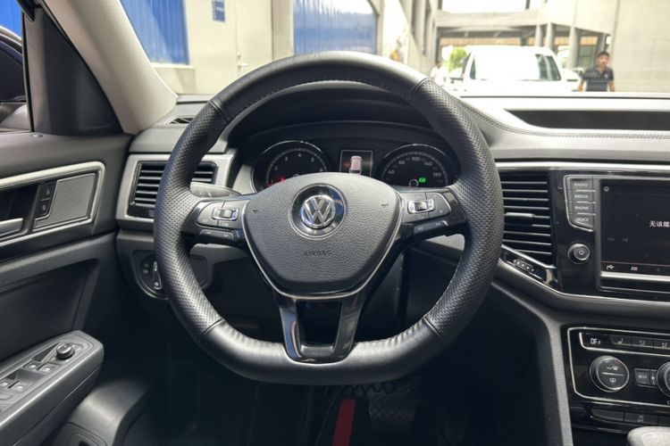 Used Volkswagen Teramont 2019 330TSI Two-Wheel-Drive Luxury Edition China V Standard
