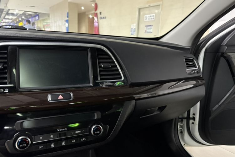 Used Kia K4 2014 1.8L Automatic DLX
