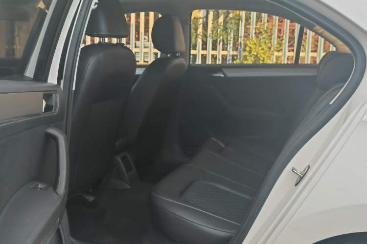 Used Skoda Rapid 2019 1.5L Manual Comfort Version China VI
