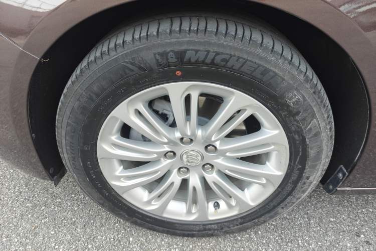 Used Buick LaCrosse 2016 30H Luxury Version
