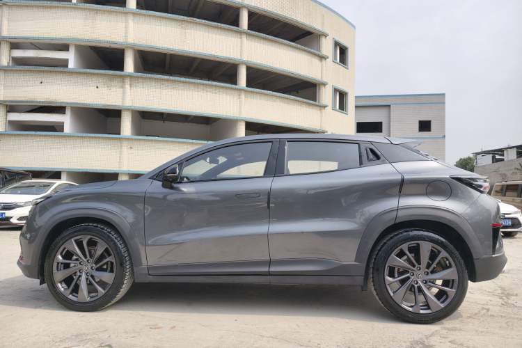 Used Changan UNI-T 2020 1.5T Prestige Version
