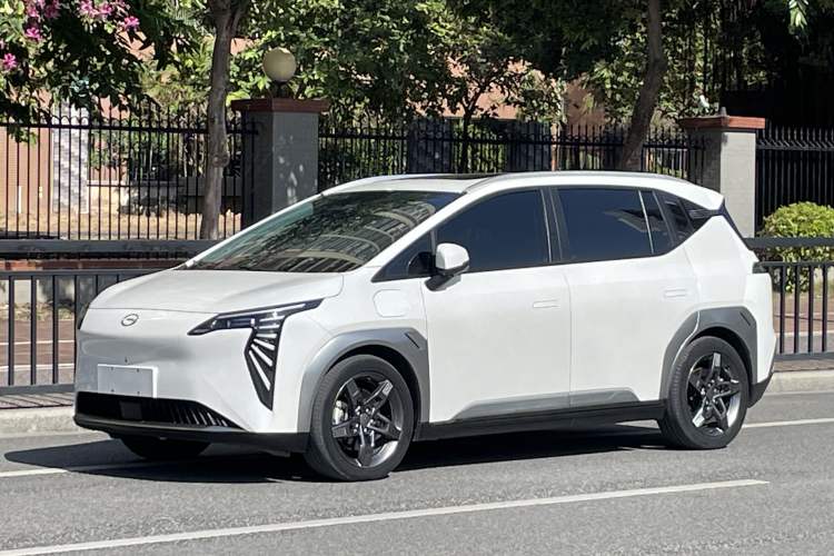 Used AION Y 2022 Plus 70 Tech Edition
