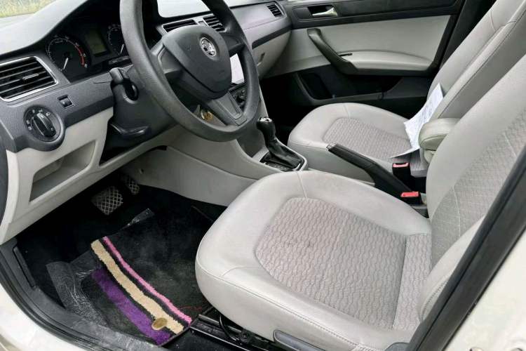 Used Skoda Rapid 2016 1.6L Automatic Chuanxing Edition
