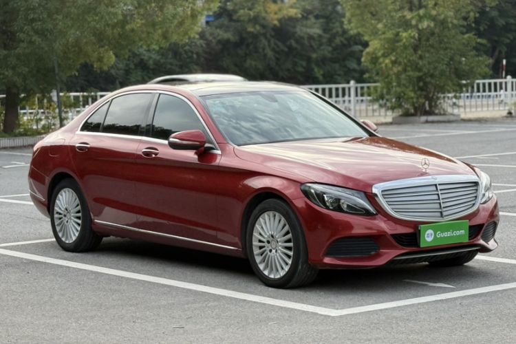 Used Mercedes-Benz C-Class 2015 C 200 L
