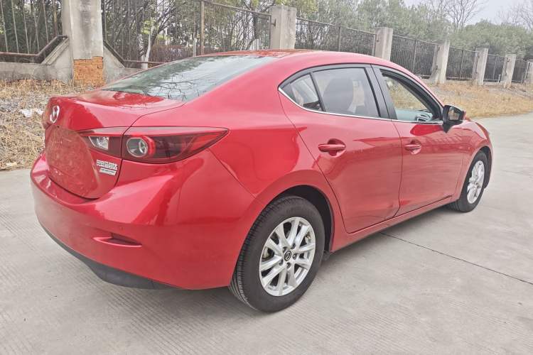 Used Mazda Mazda 3 Axela 2017 Sedan 1.5L Automatic Luxury Model Emission Standard China V
