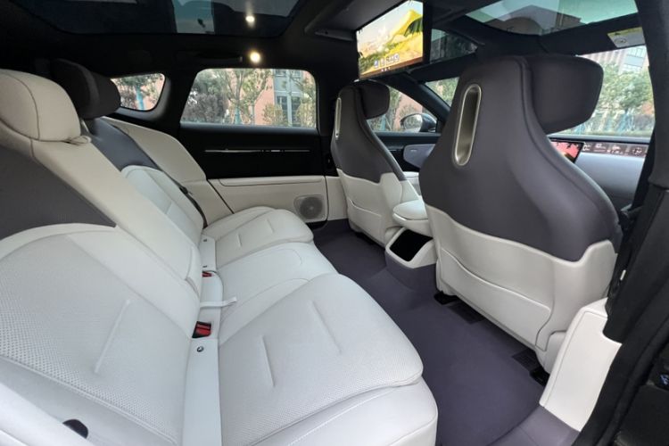 Used  12 2025 Ultra Extended-Range Edition