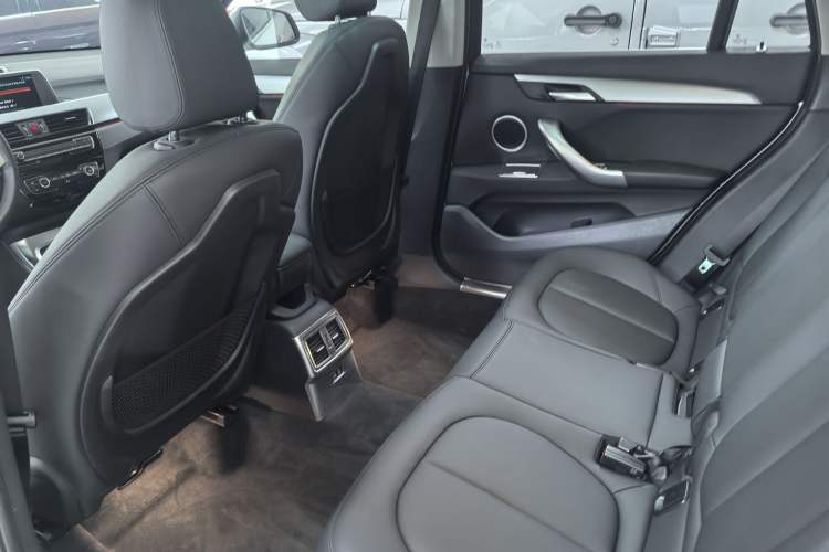 Used BMW X1 2019 sDrive20Li Leading Model
