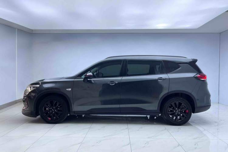 Used Chevrolet Orlando 2019 Redline 530T Automatic Enjoyment Version (5+2 Seating) China VI
