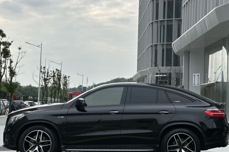 Used Mercedes-Benz GLE Coupe AMG 2017 AMG GLE 43 4MATIC Coupe SUV
