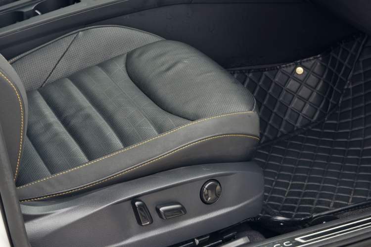 Used Volkswagen FAW-Volkswagen CC 2024 380TSI Striking Edition