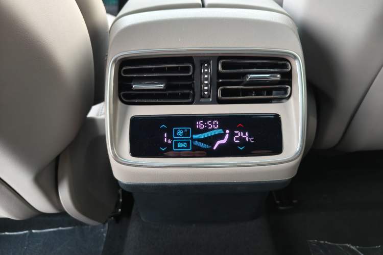 Used BYD Han 2025 EV with 701 km of Laser Radar-Enabled Intelligent Driving