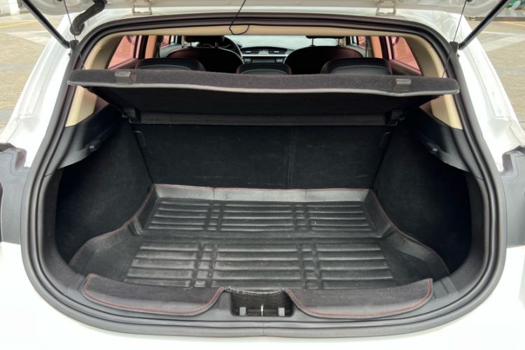 Used Geely Auto Emgrand GS 2016 Elegant Edition 1.8L Manual LingShang Model
