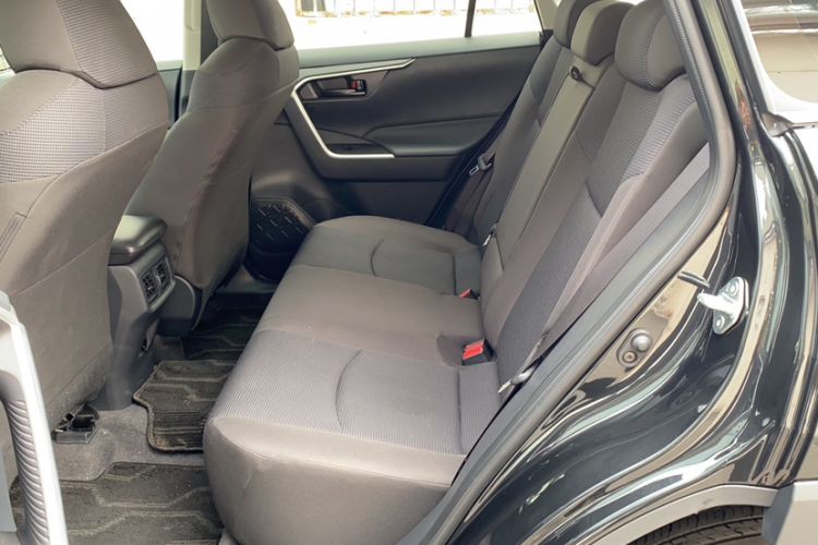 Used Toyota RAV4 2024 2.0L CVT Two-Wheel Drive Urban Edition
