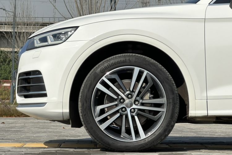 Used Audi Q5L 2020 Updated 40 TFSI Prestige Fashion Edition
