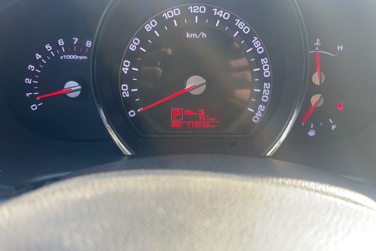 Used Kia Sportage R 2014 2.0L Automatic Two-Wheel Drive GLS Trim