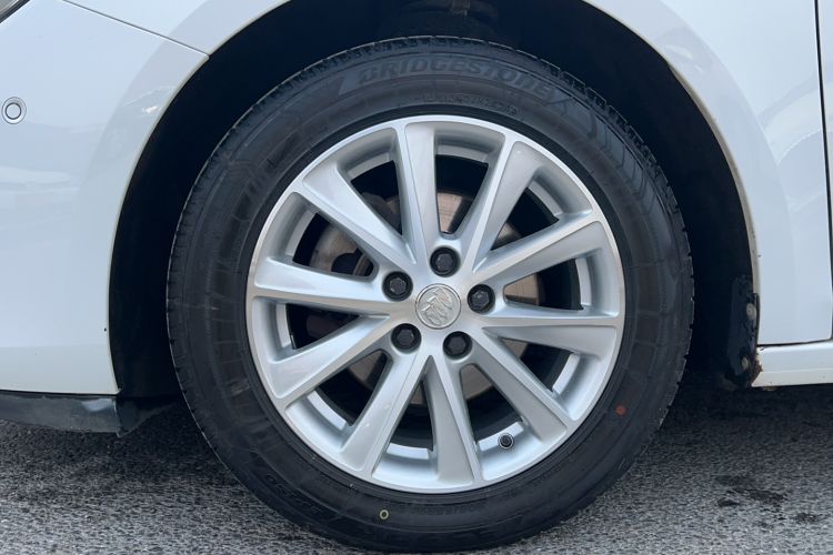 Used Buick Verano 2015 Sedan 20T Dual-Clutch Elite Model
