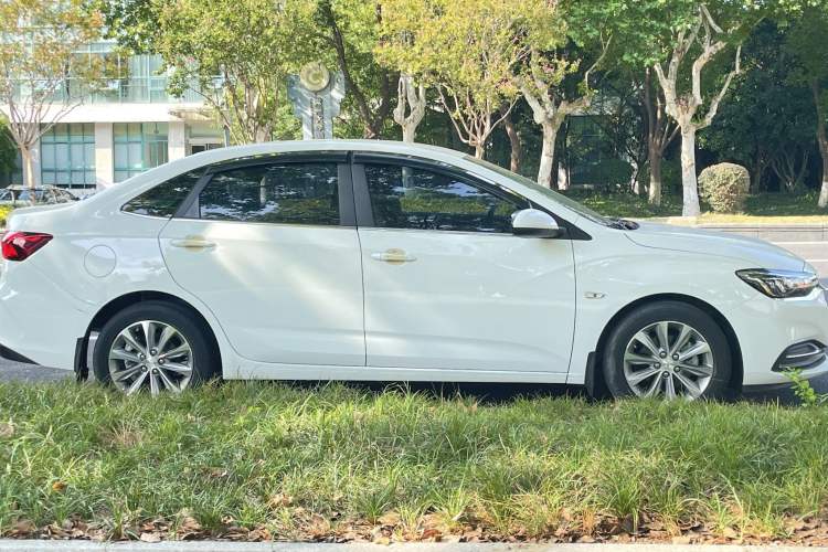 Used Chevrolet Monza 2022 320 Automatic Enjoyment Edition