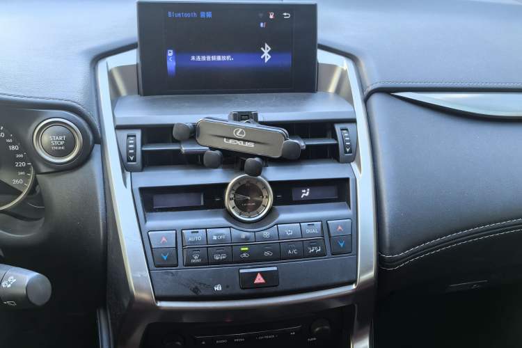 Used Lexus NX 2015 200T All-Wheel-Drive Fēngshàng Edition
