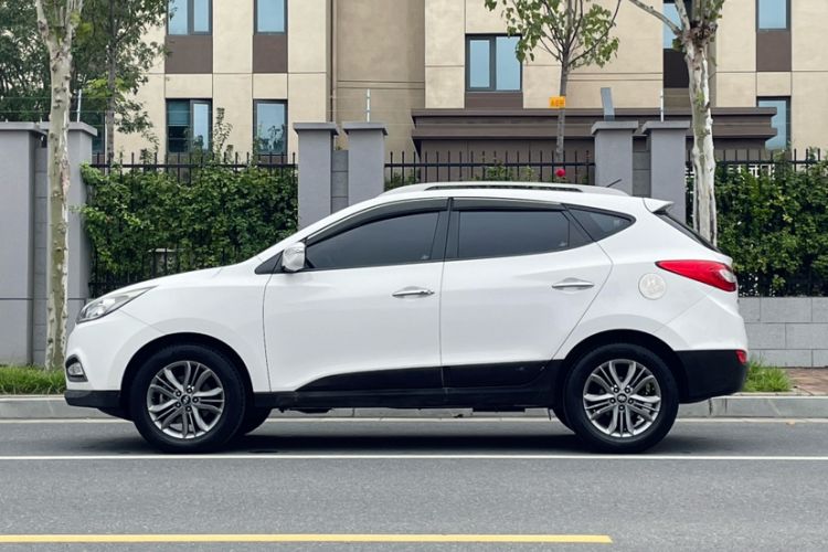 Used Hyundai ix35 2013 2.0L Automatic Two-Wheel Drive Smart GLS China V Standard
