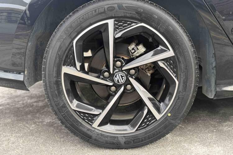 Used MG 5 2021 300TGI DCT Elegant Luxury Edition
