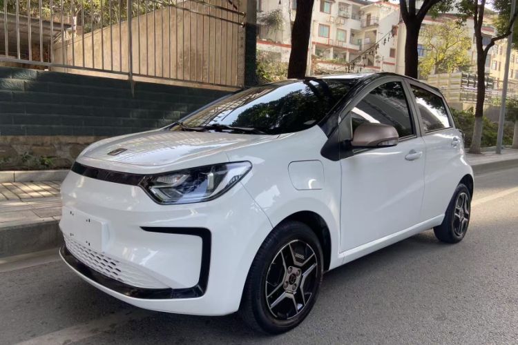 Used SOL E10X 2021 302 km Range Fashion Edition 31.4 kWh
