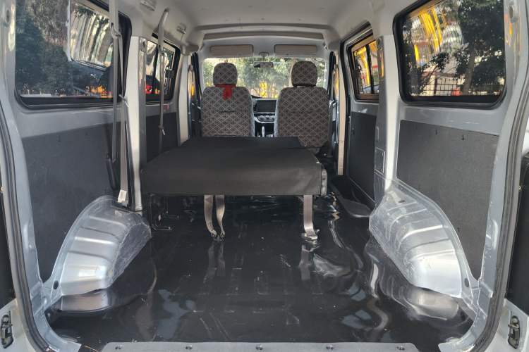 Used Chana Ruixing M60 2023 1.5L GDI Comfort-Class Passenger Vehicle 6/7 Seats