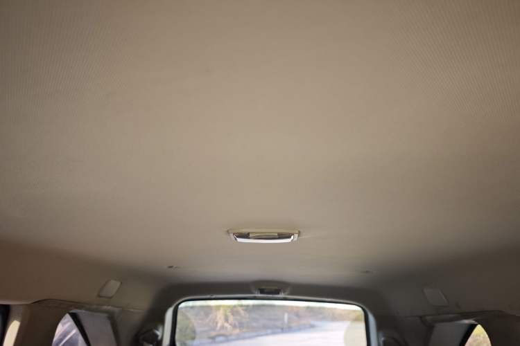 Used Foton Landfort 2015 1.9T Diesel Two-Wheel Drive Standard Edition 7 Seats
