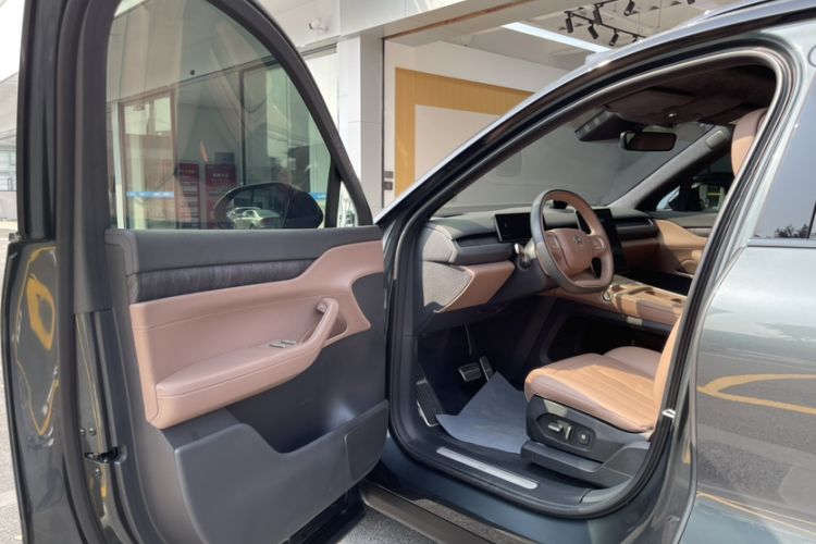 Used Nio ES8 2023 75 kWh