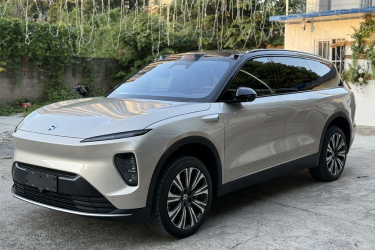 Used Nio ES8 2023 75 kWh
