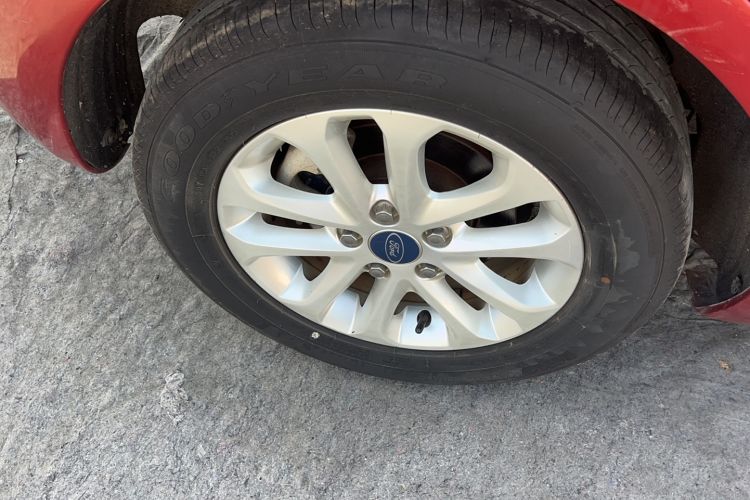 Used Ford Focus 2013 Hatchback Classic 1.8L Automatic Base Model